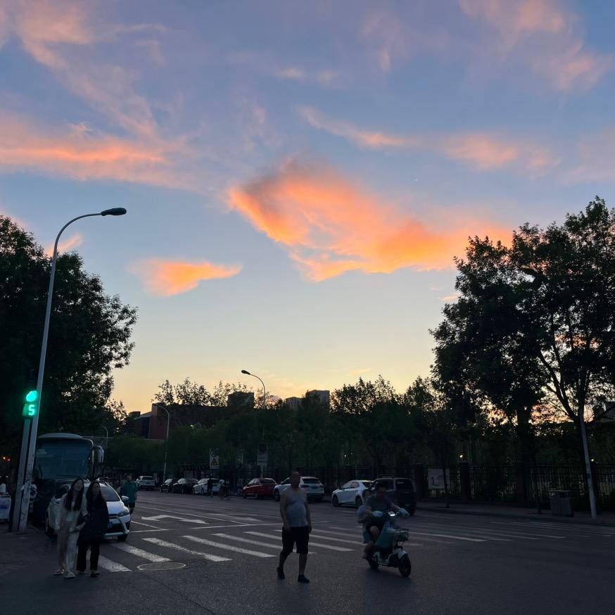 我会站在高处等你