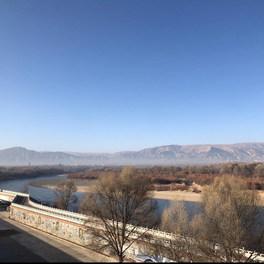 就明天、