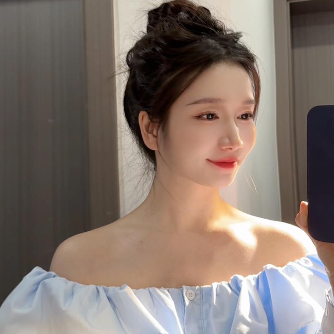 珍妮(大葱花)新歌《梦想照亮脚下路》