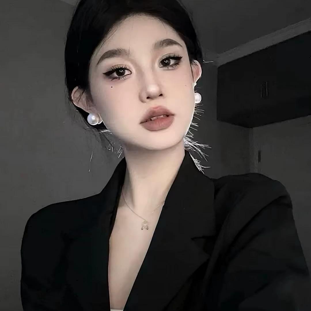 小雨很爱哭ˢˣ🥀