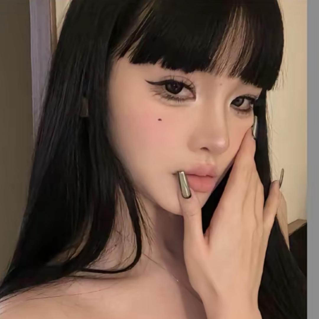 刘西西.