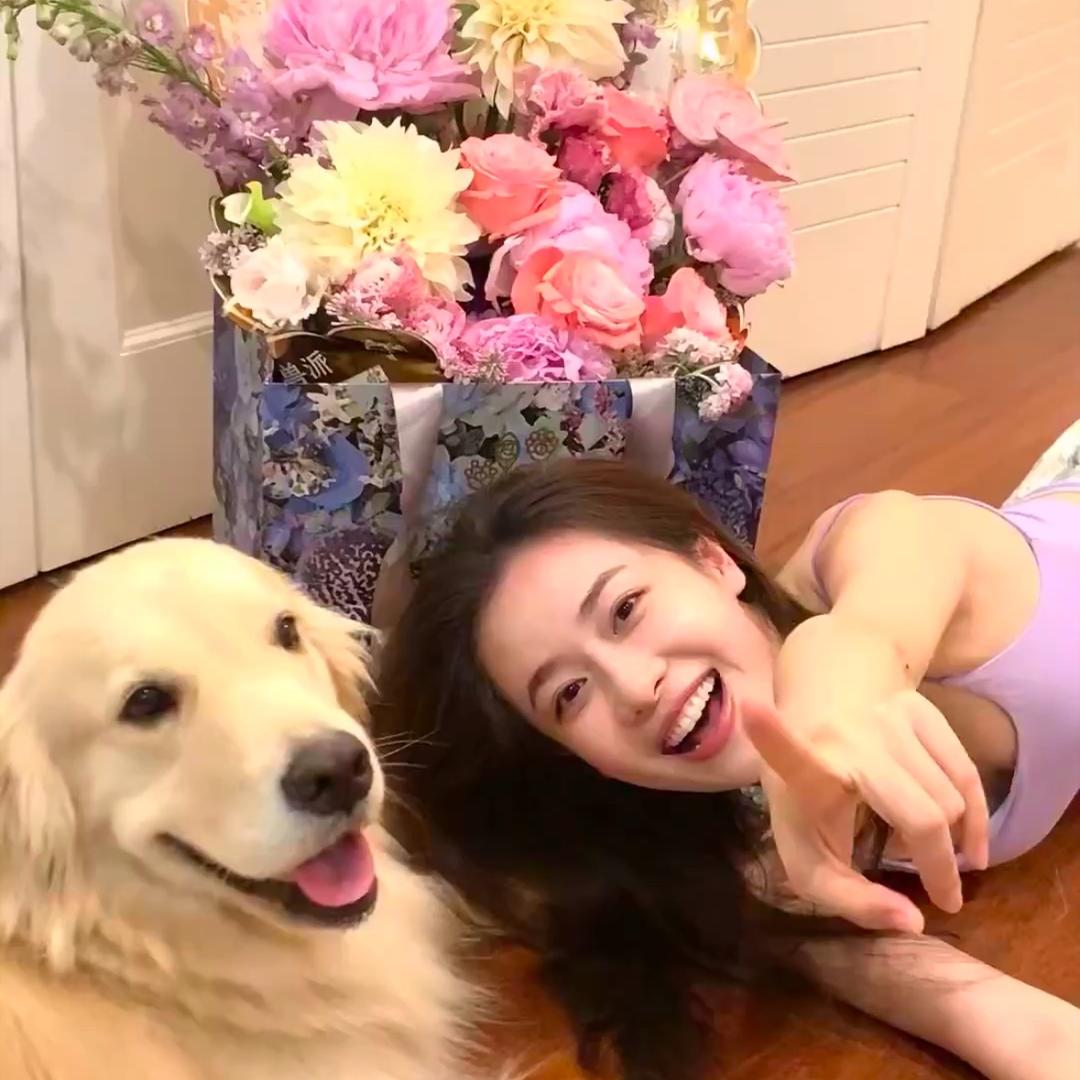 小杨睡着了.