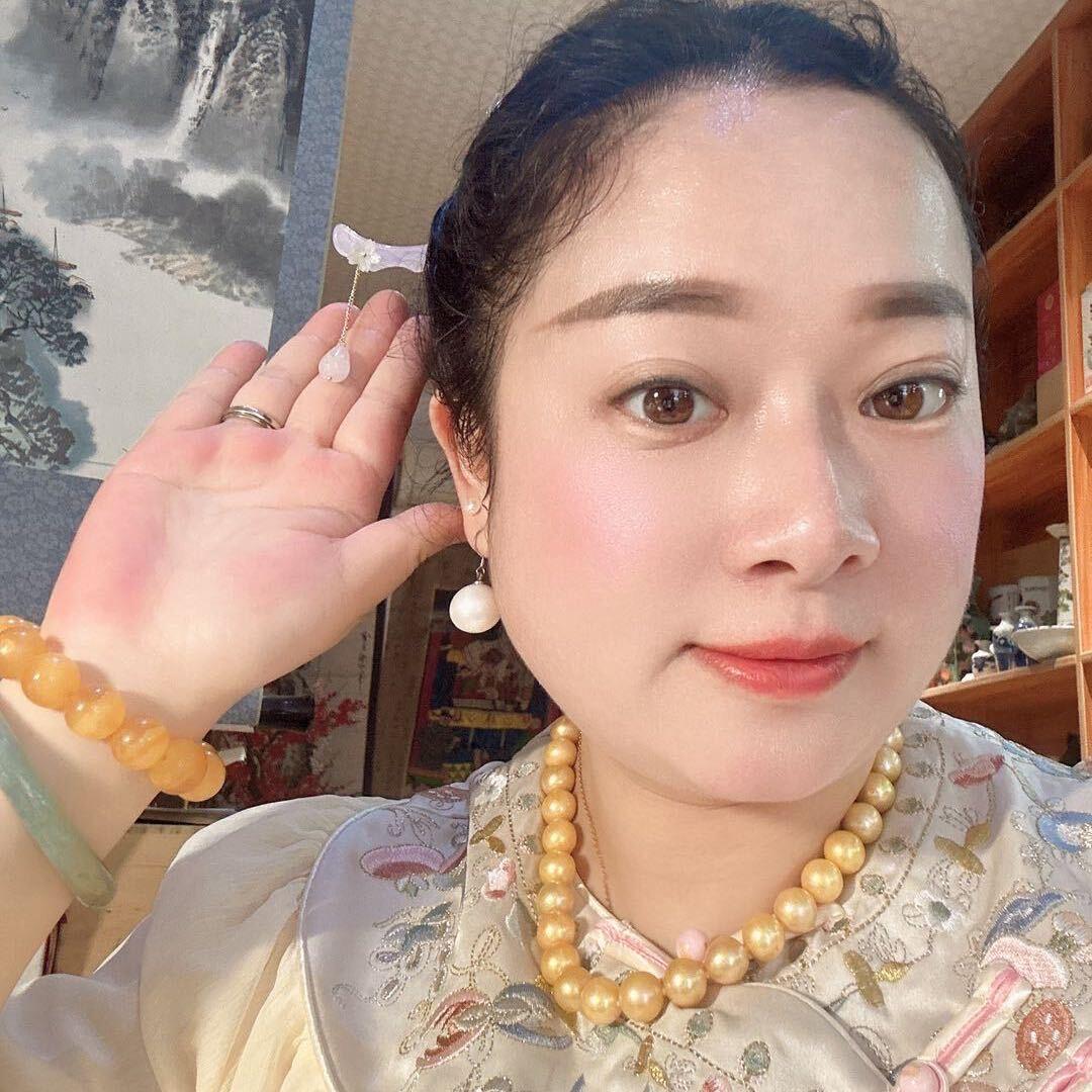 江津点痣帅姐收学徒