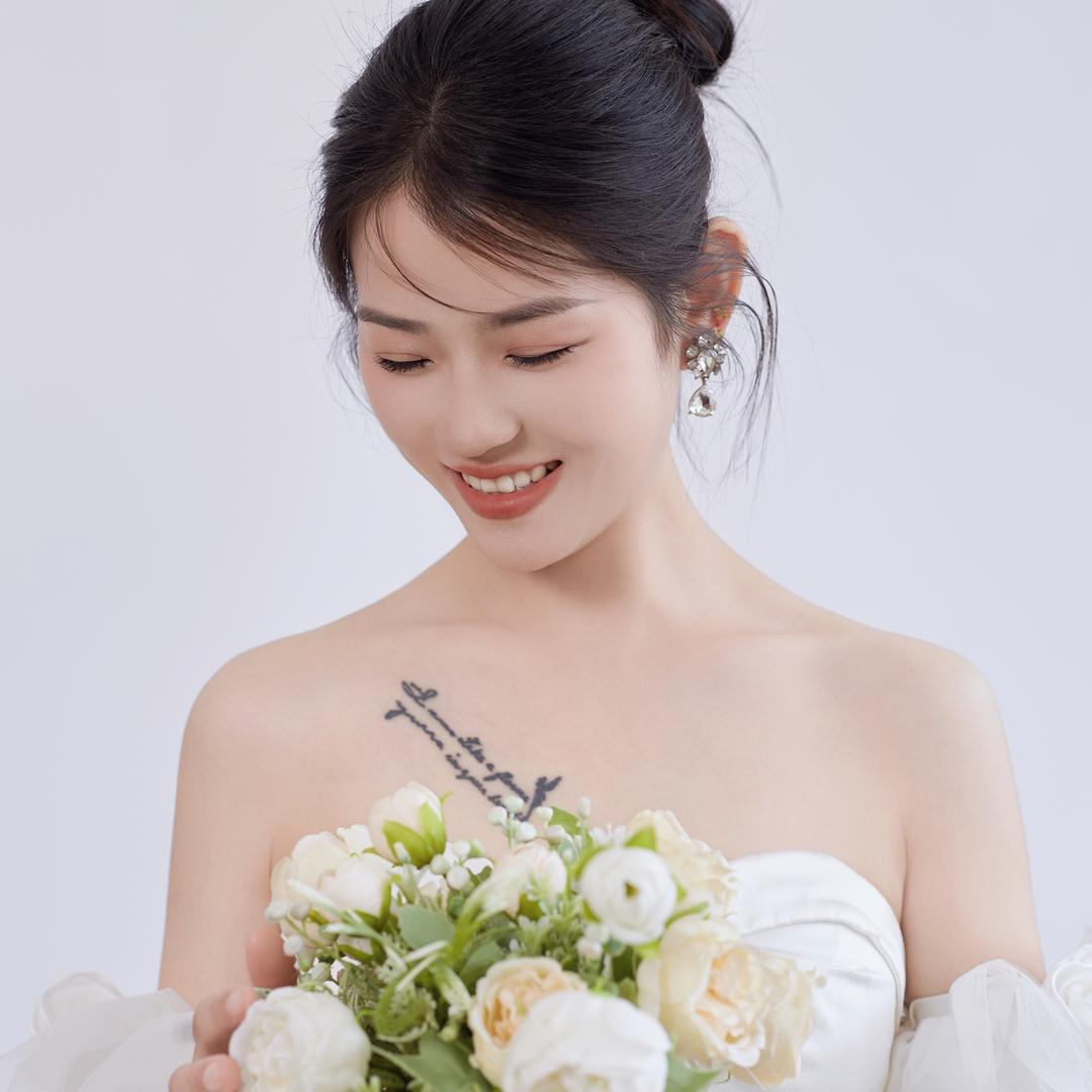 @娇娇（橱窗营业中）