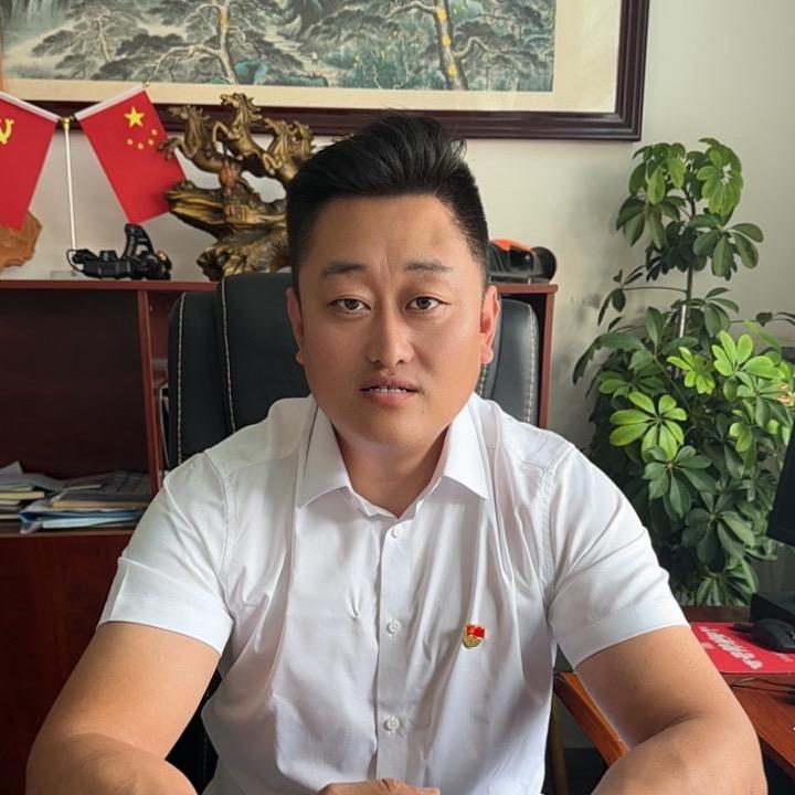 张书记直播助农兴村