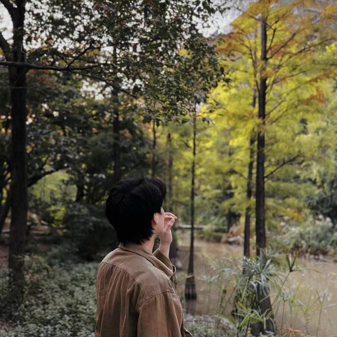 李拜五不喝酒L.T.W