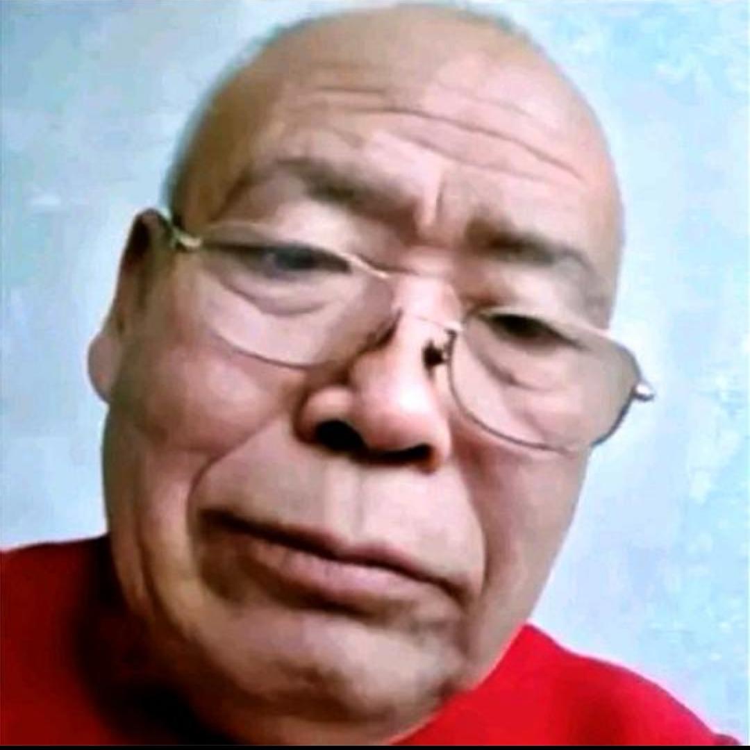 王大爷爱看美女