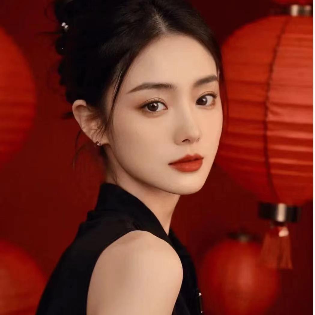 哈喽👋胡小姐
