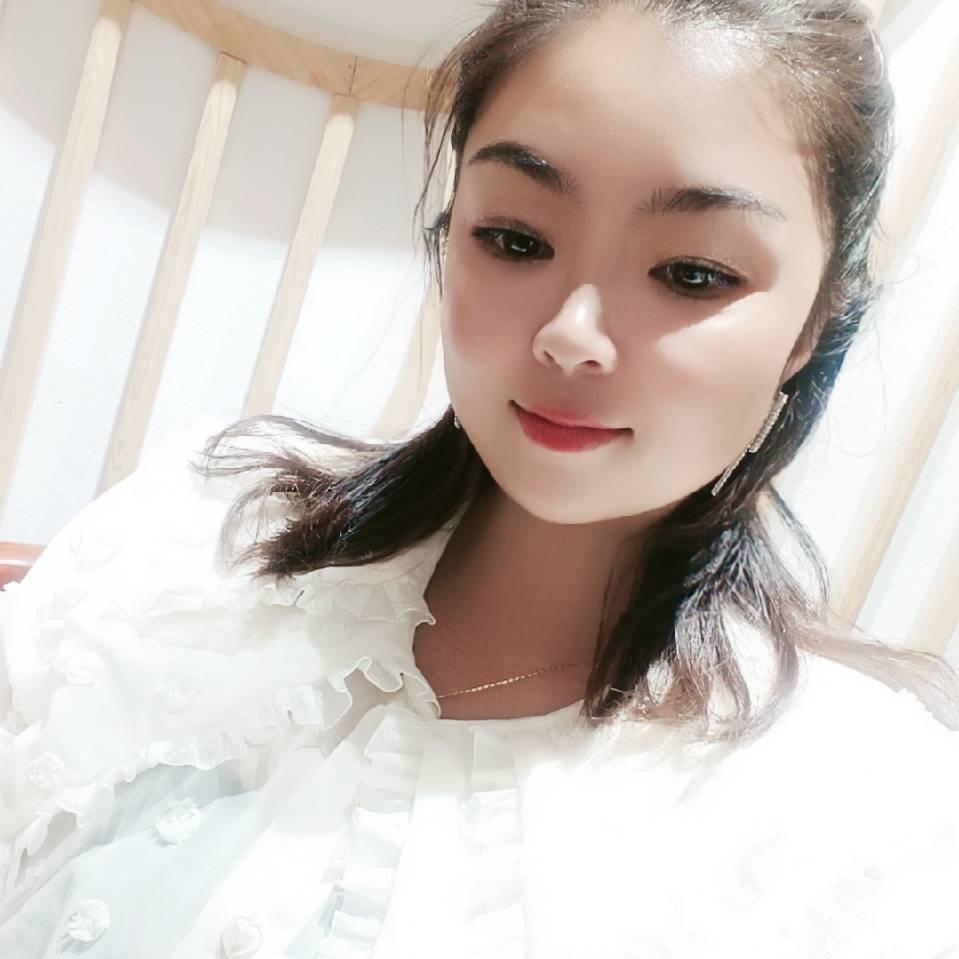 我是丑小丫