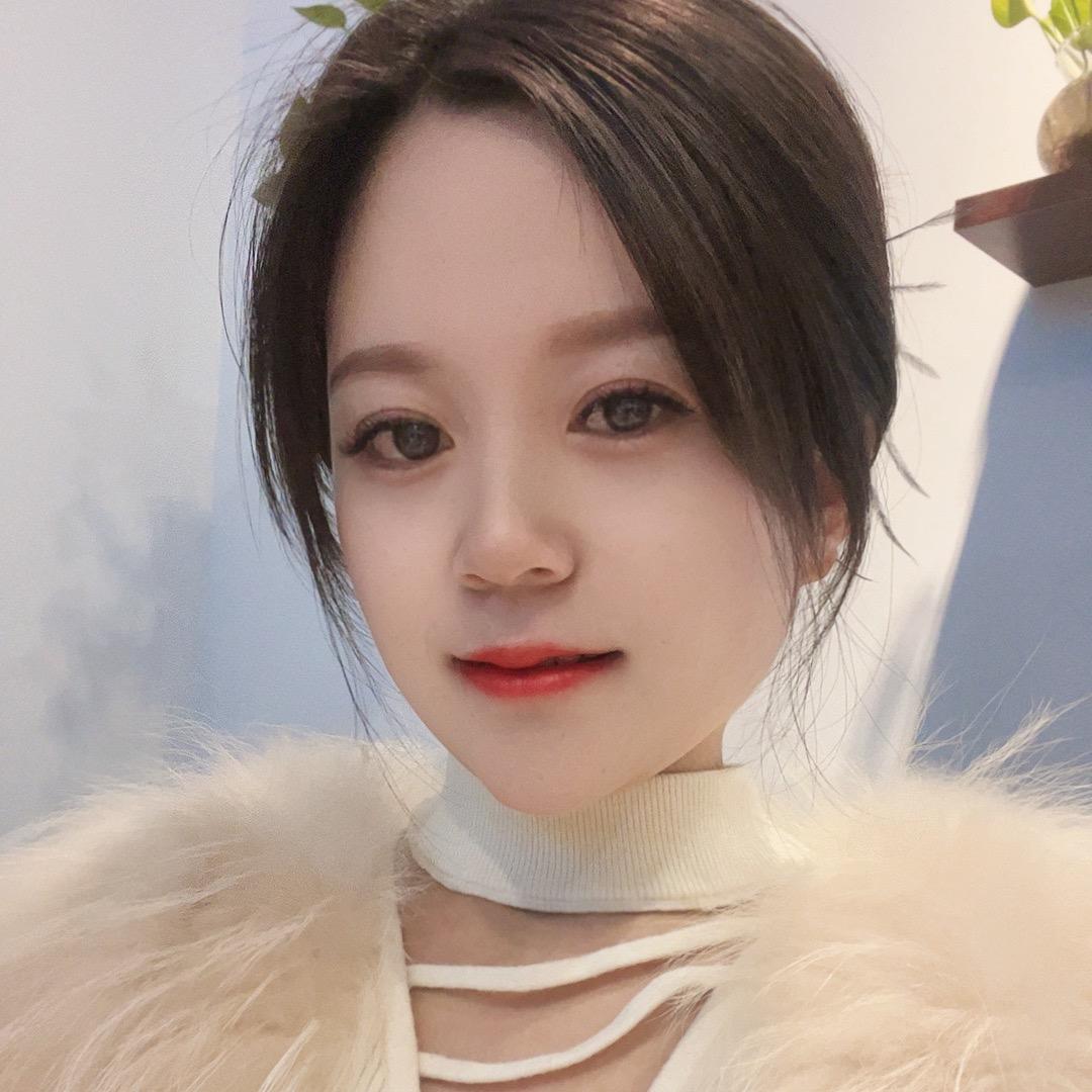 @莯荌麻麻