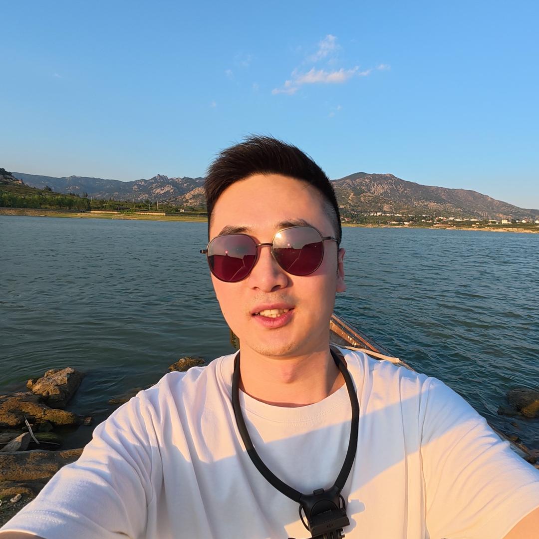 👤李大强
