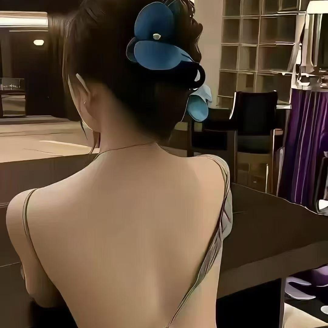 没心没肺的小女孩