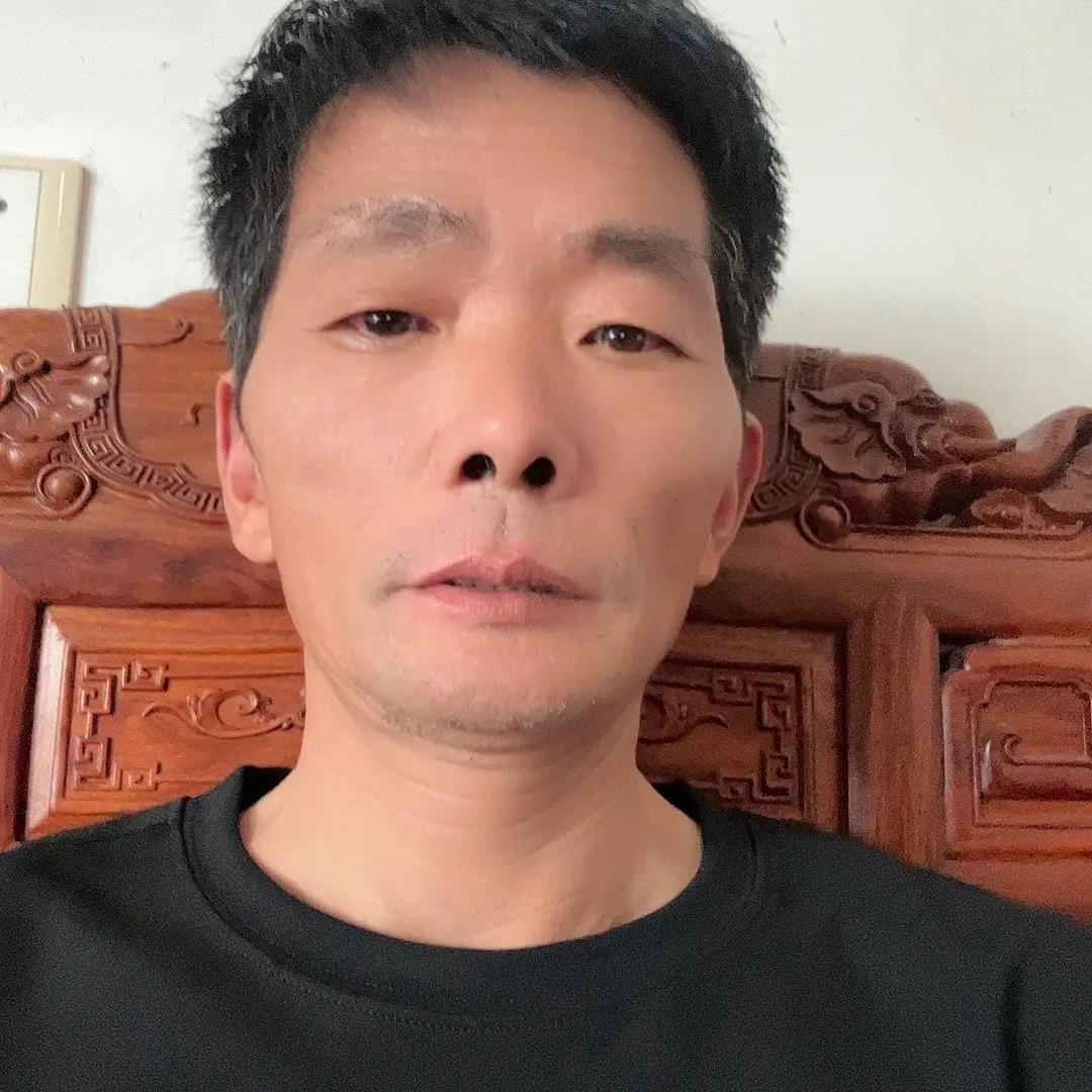 理伦伯