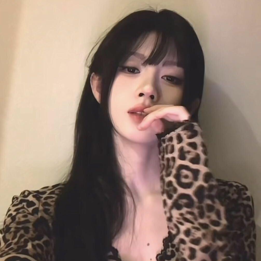 月见里.
