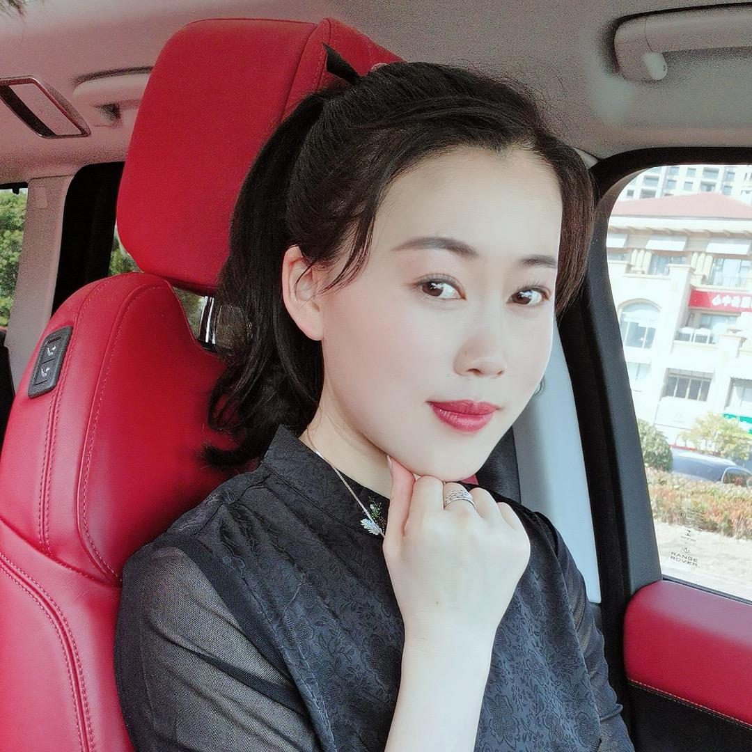 薇简精品女装