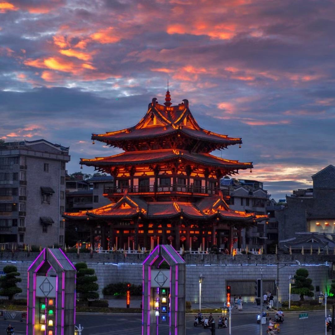 桂林滨维旅行社（旅游定制）