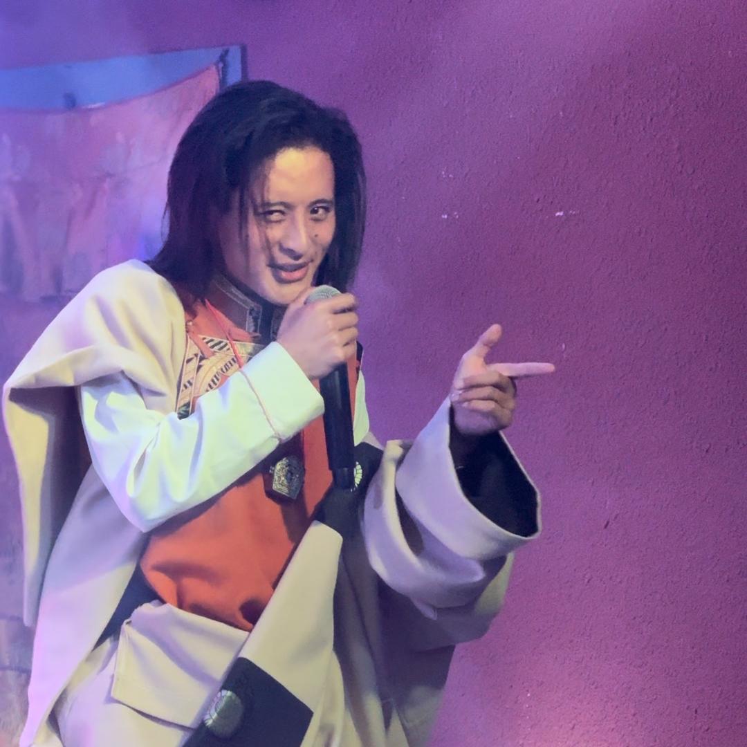 荣木措杰
