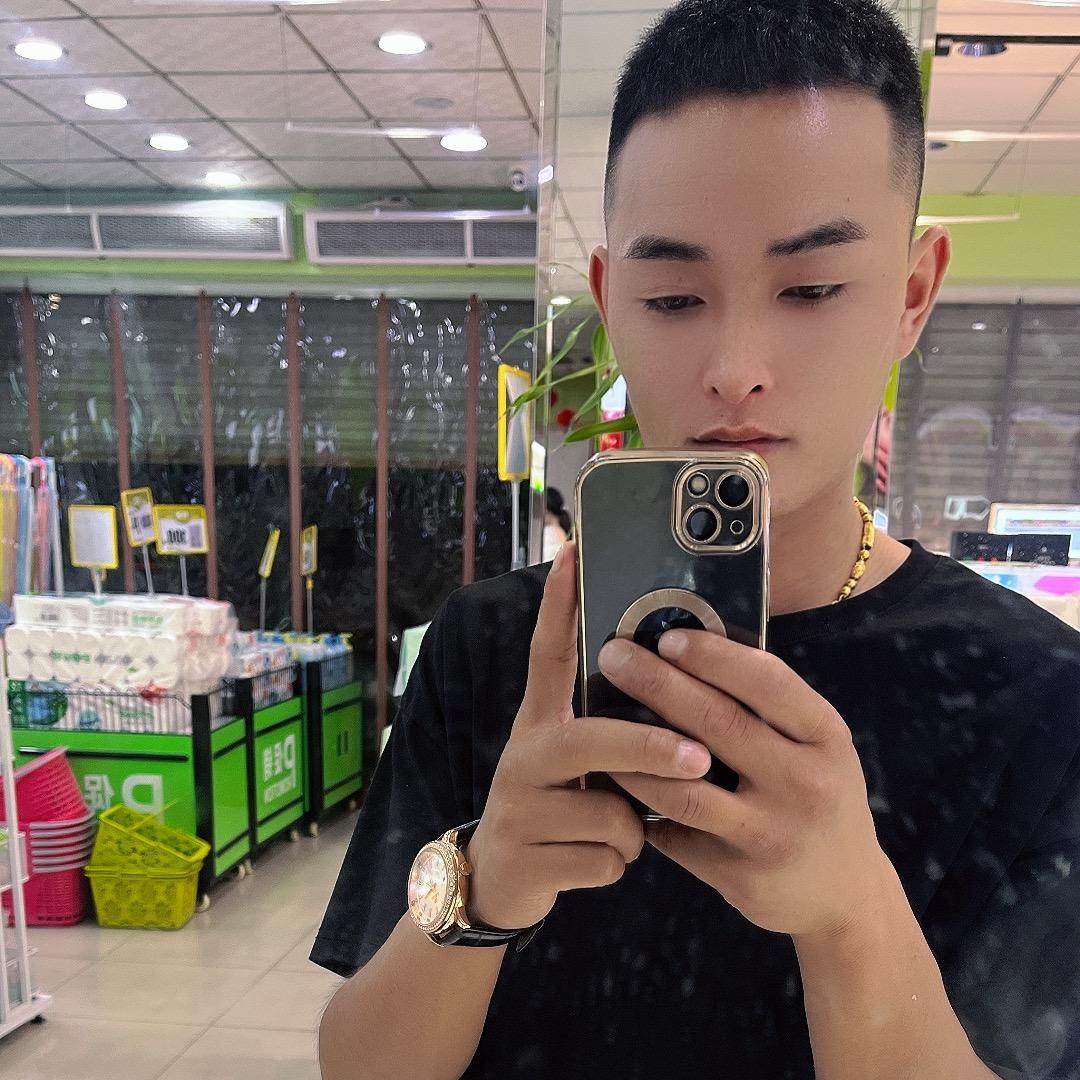 小魏专业搭坼架子模板团队