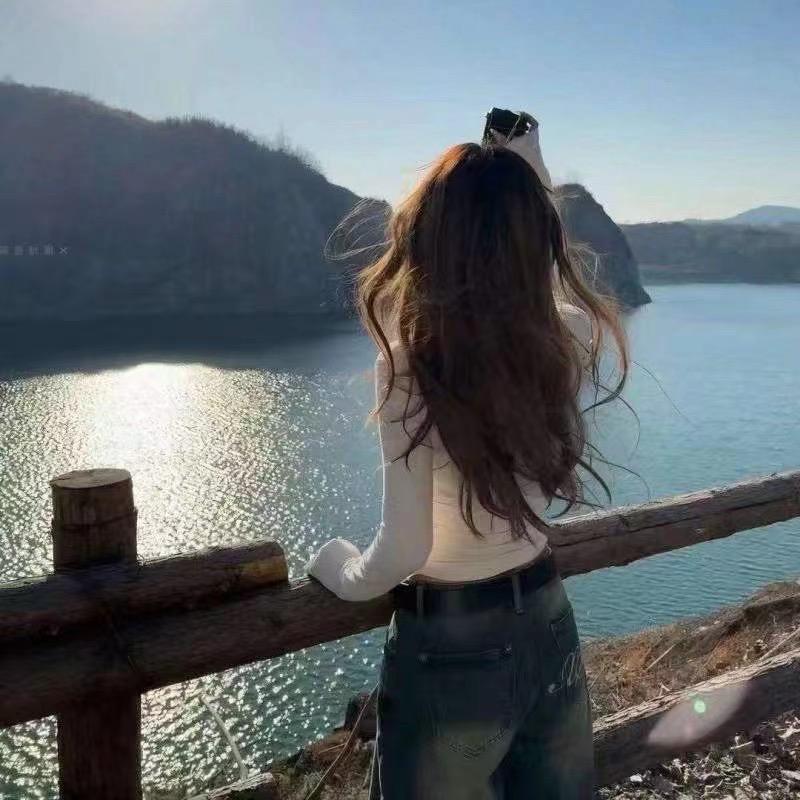 依～