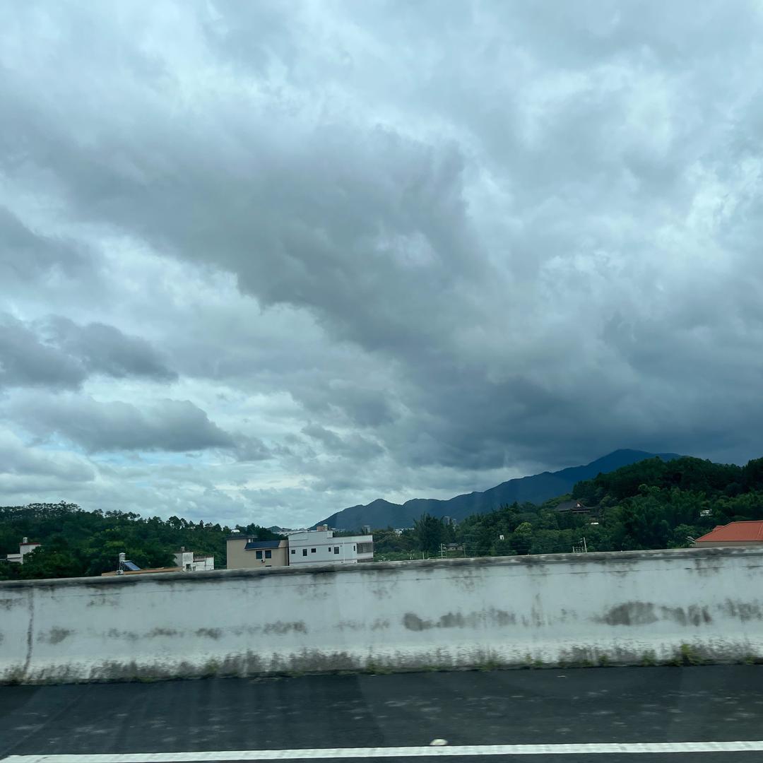 两蛋（传播正能量）