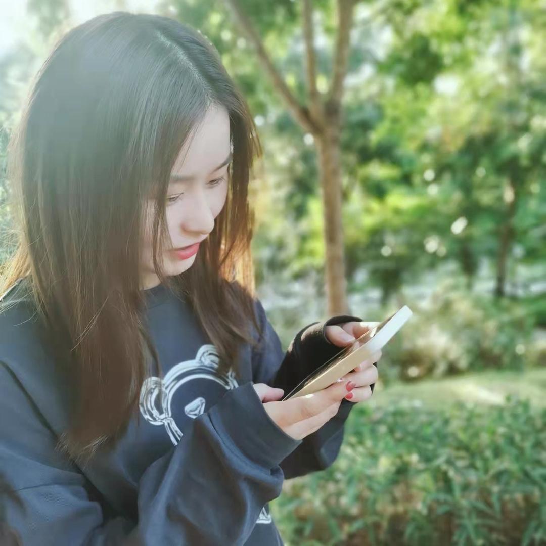 丽丽梓（首播）