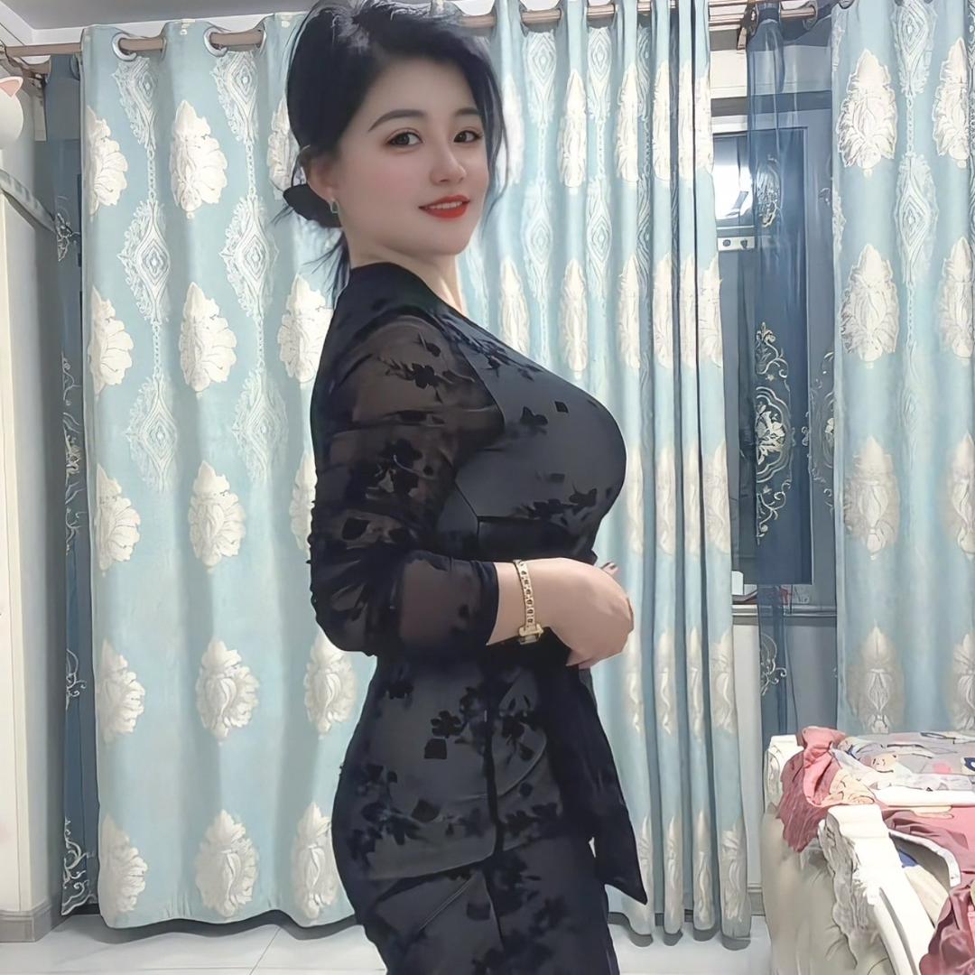 蓝色饼干💃
