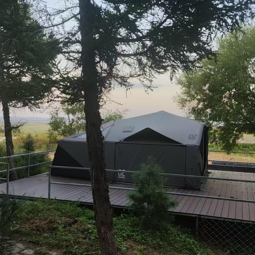 🌚🦖🛖🏕️