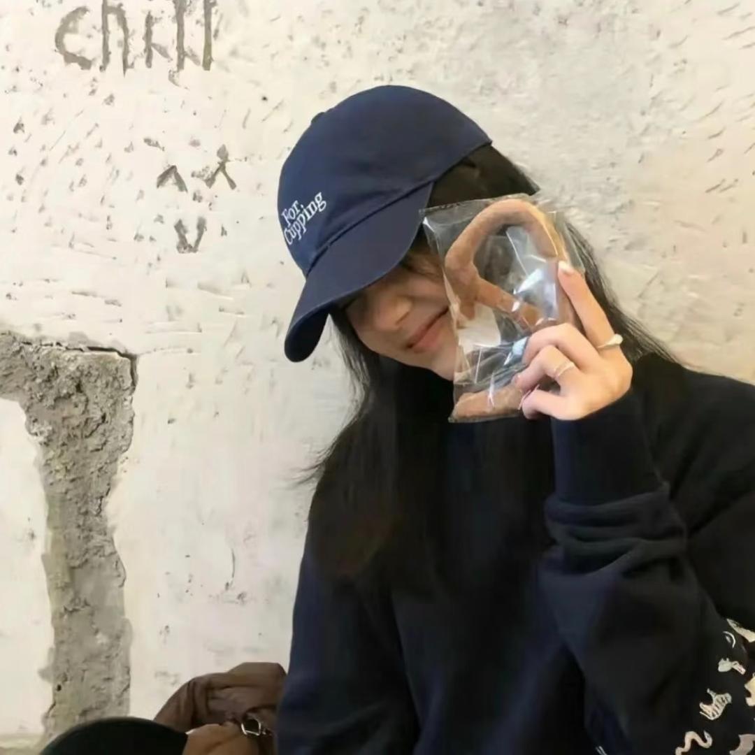 犹见 小莹
