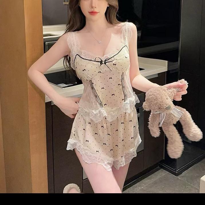海宁皮草羽绒服（苏苏店）