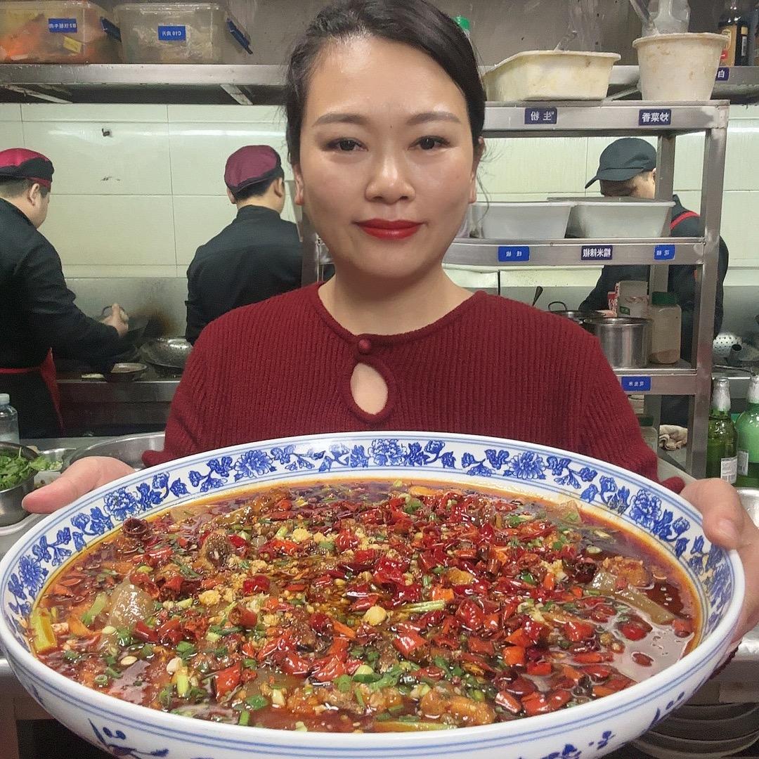 绍兴上虞区的川妹子