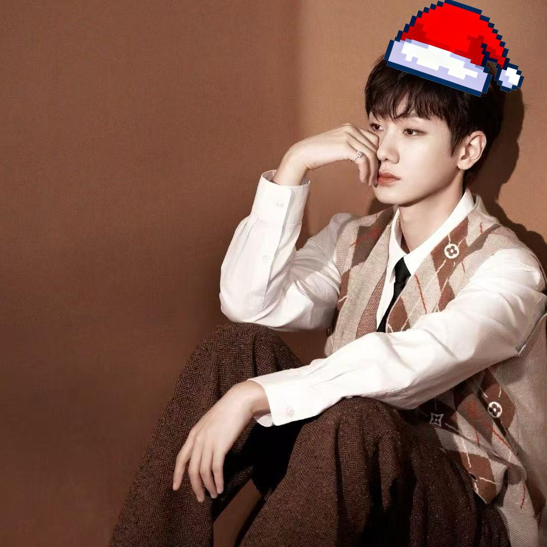 玫瑰在雨天变得古怪