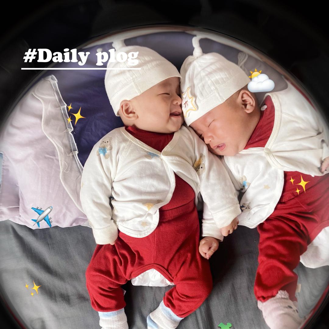 大白小白  双胞胎