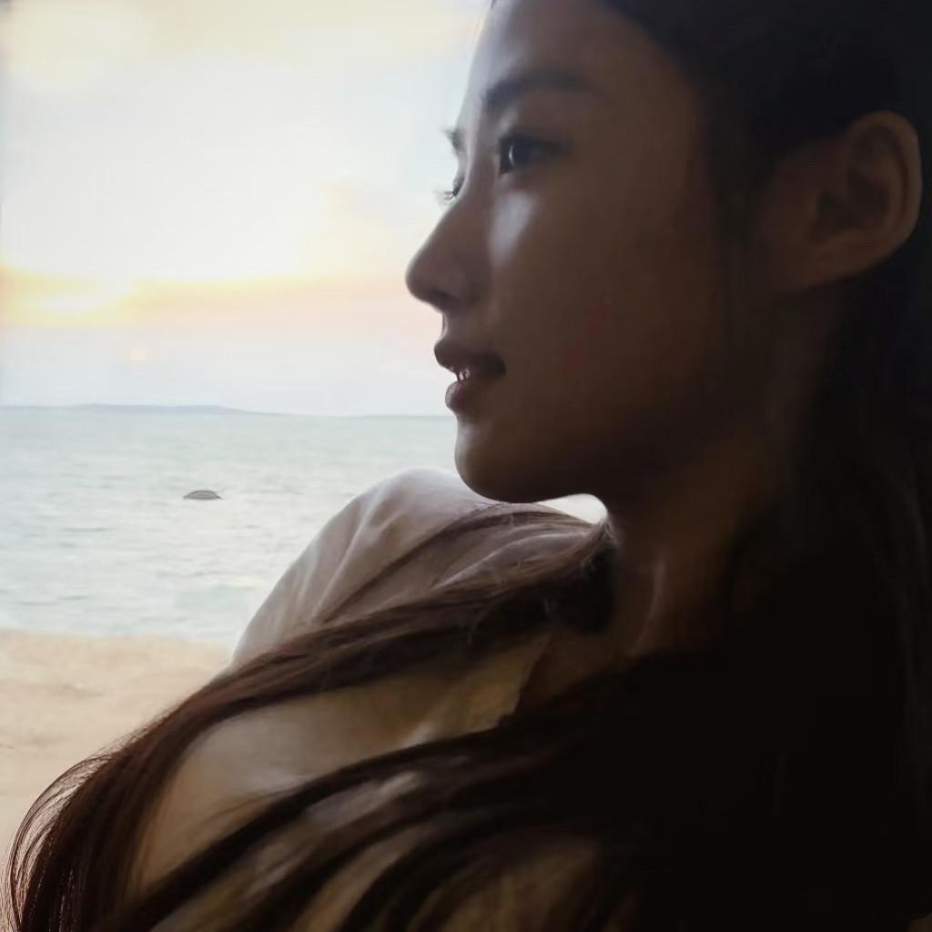 侽