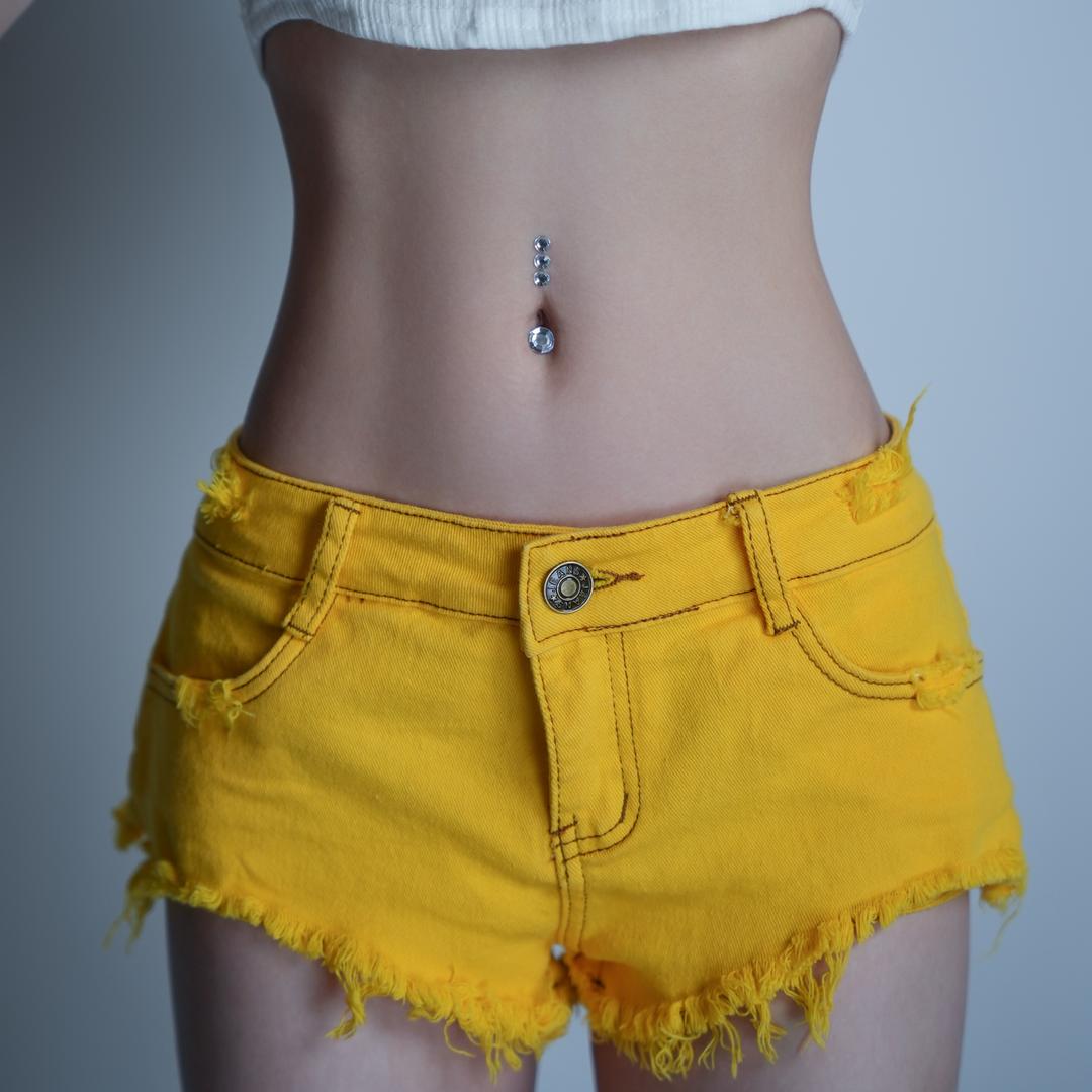 洋洋老师（少女腹）