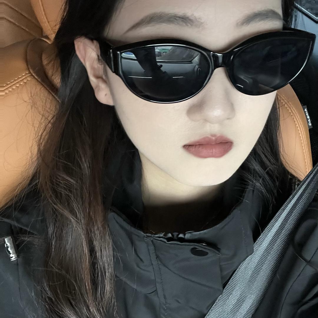 某某某