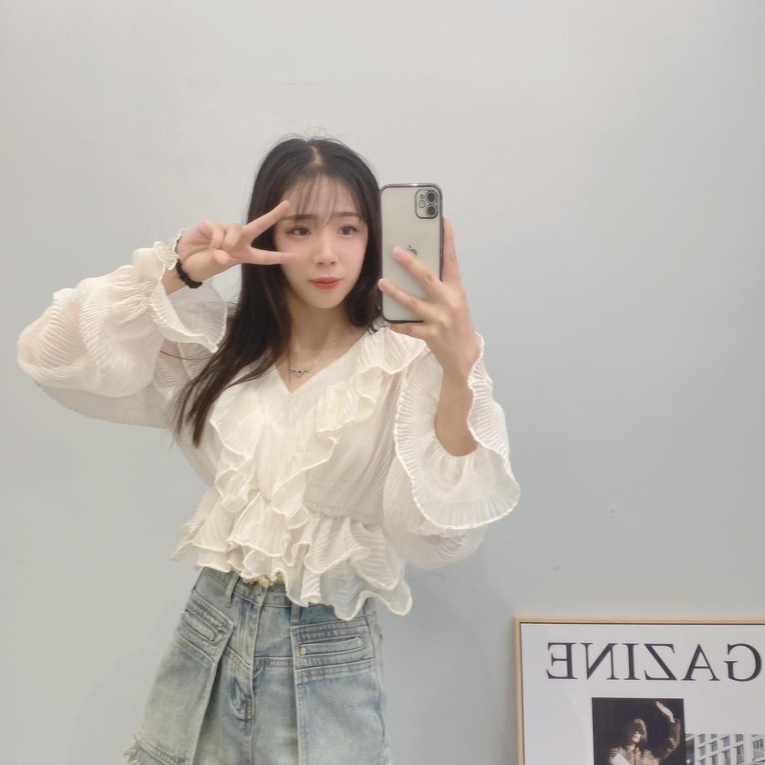 卖袜子的主理人