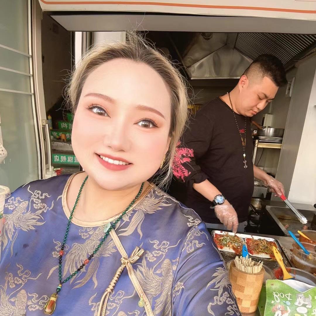 邹城市小美姐冷面夹臭豆腐