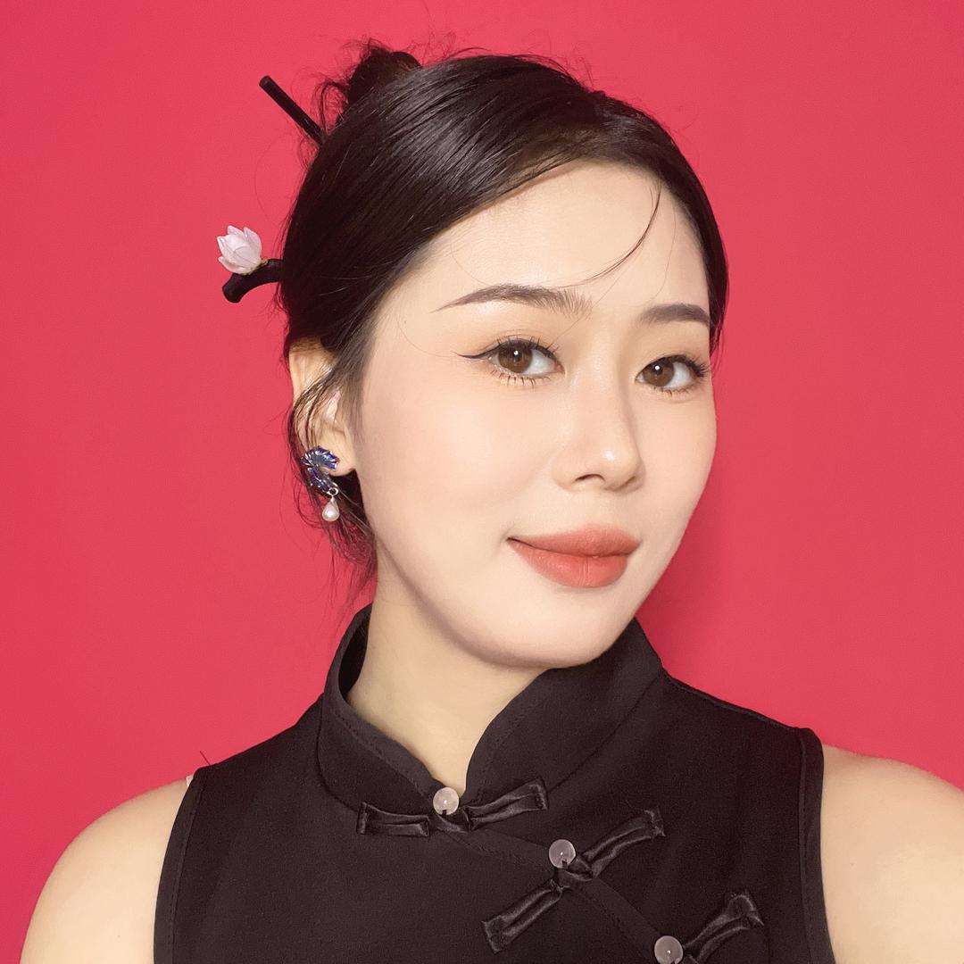丑姑娘。