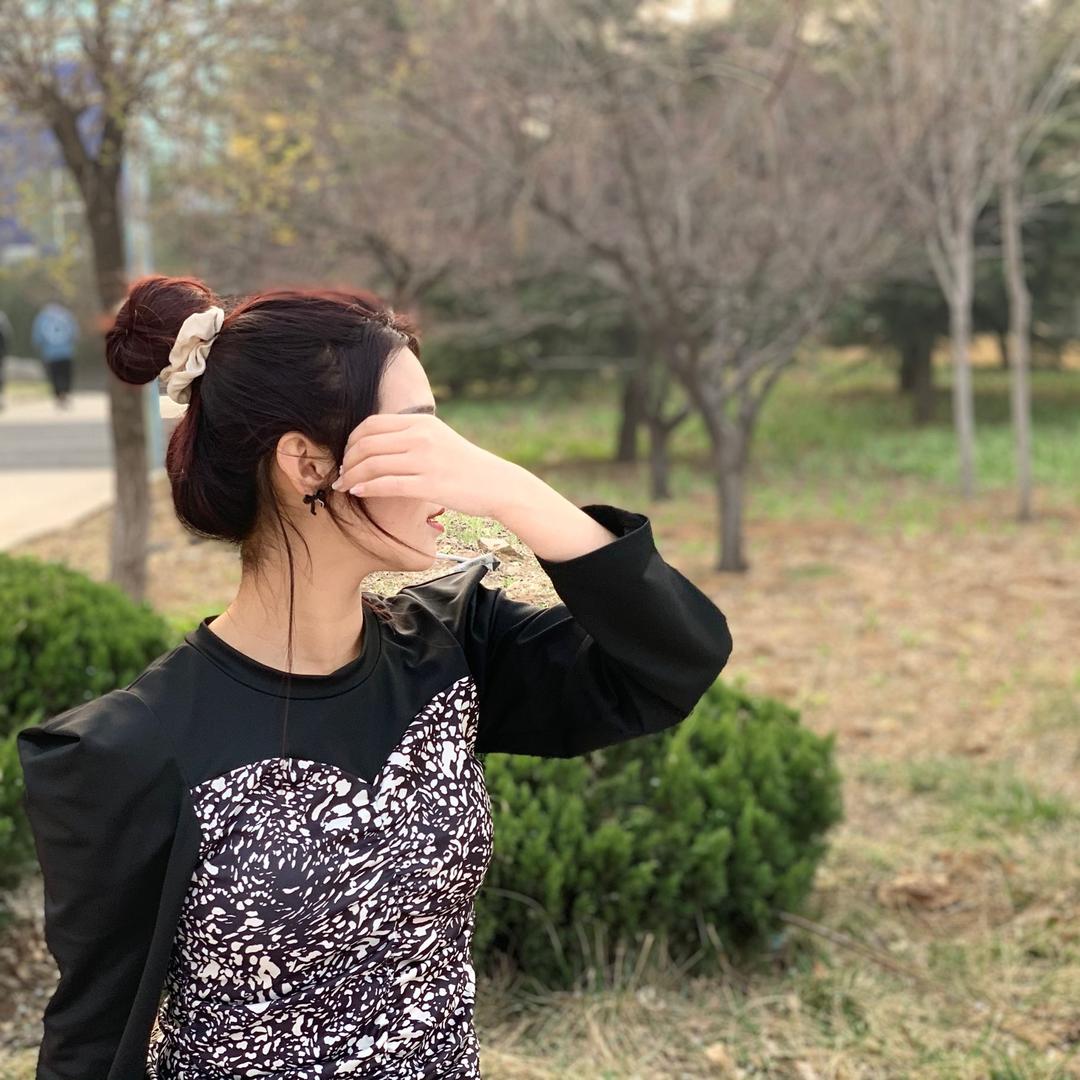 @张张.
