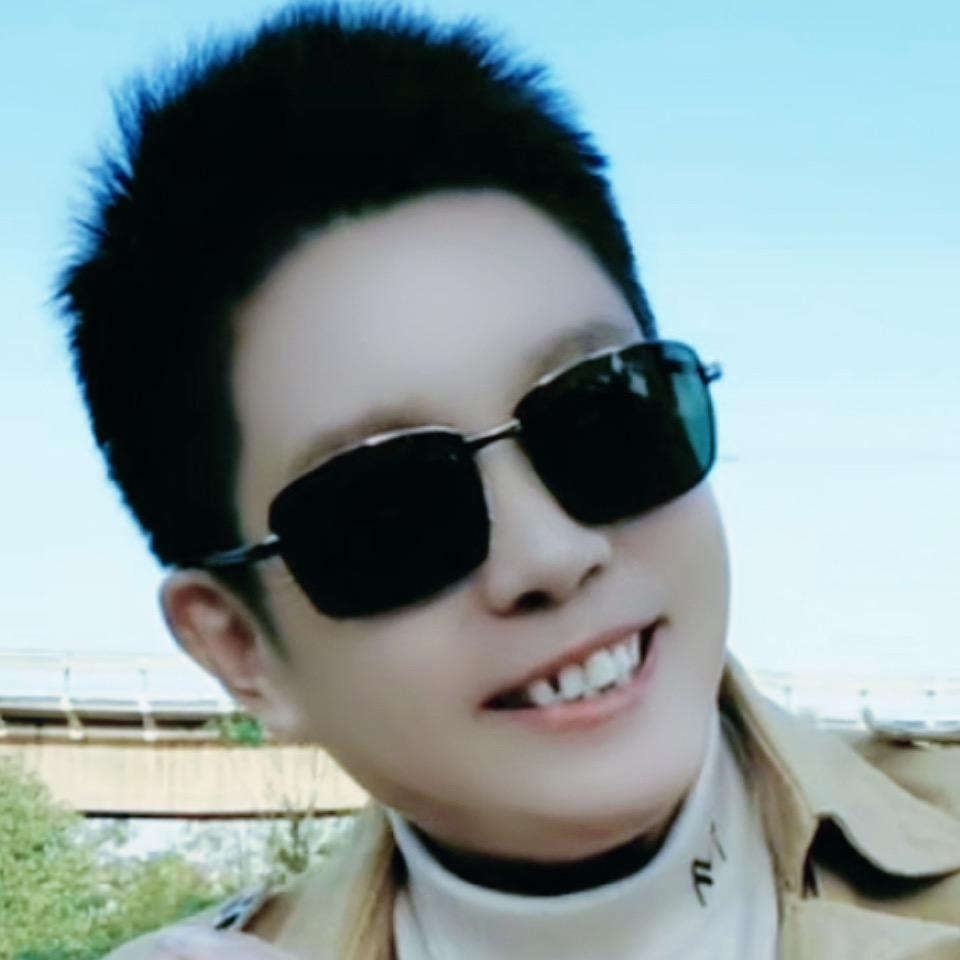 🦅独鹰🦅飞翔🦅