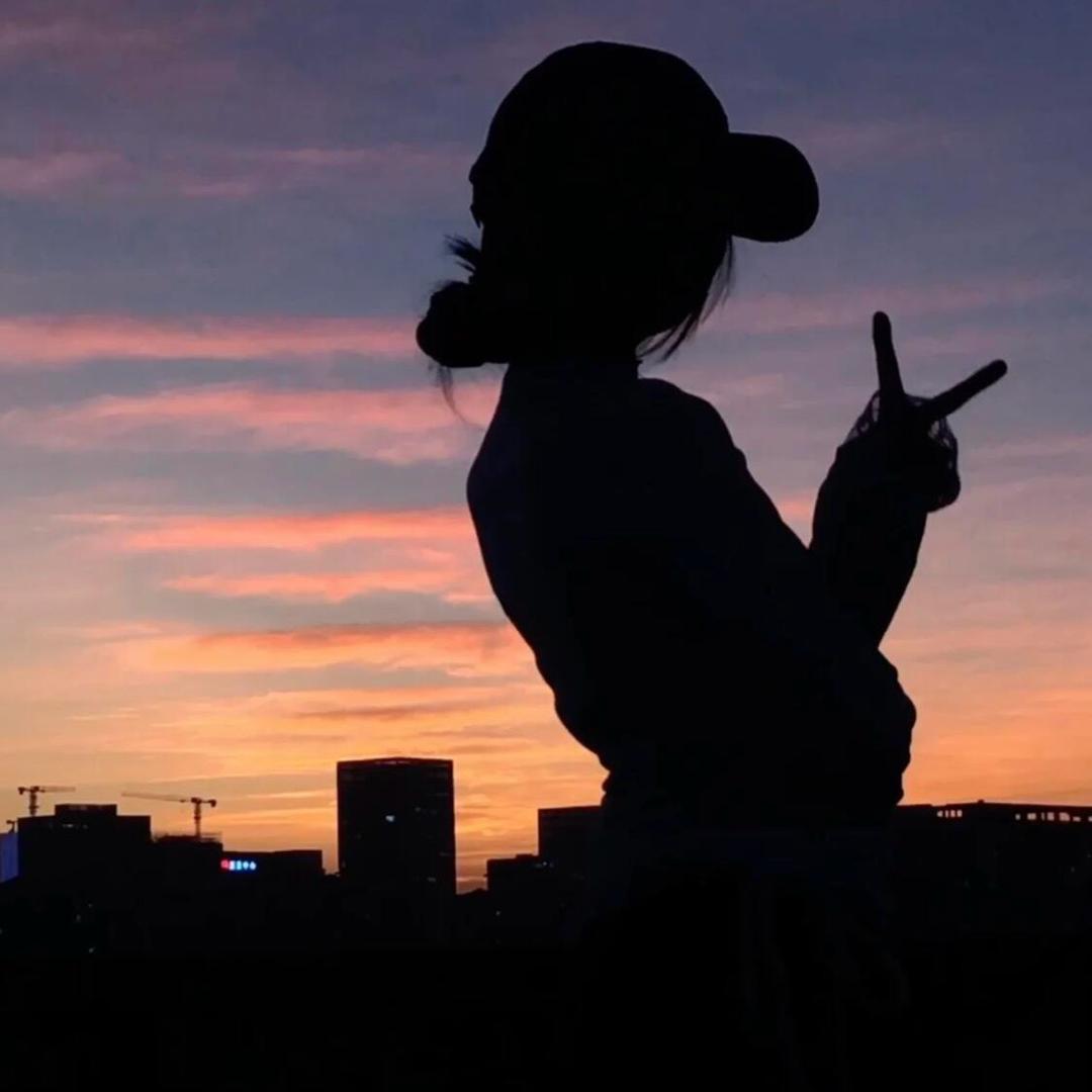 @李 小 小🌈💨