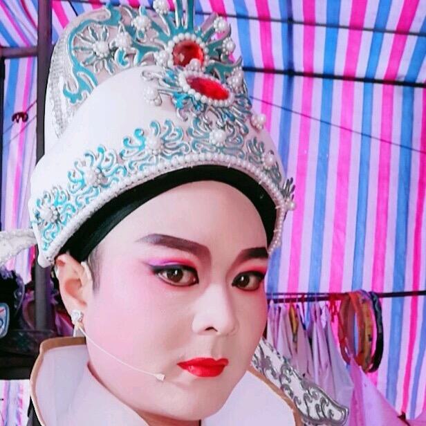 庐剧闫艺生