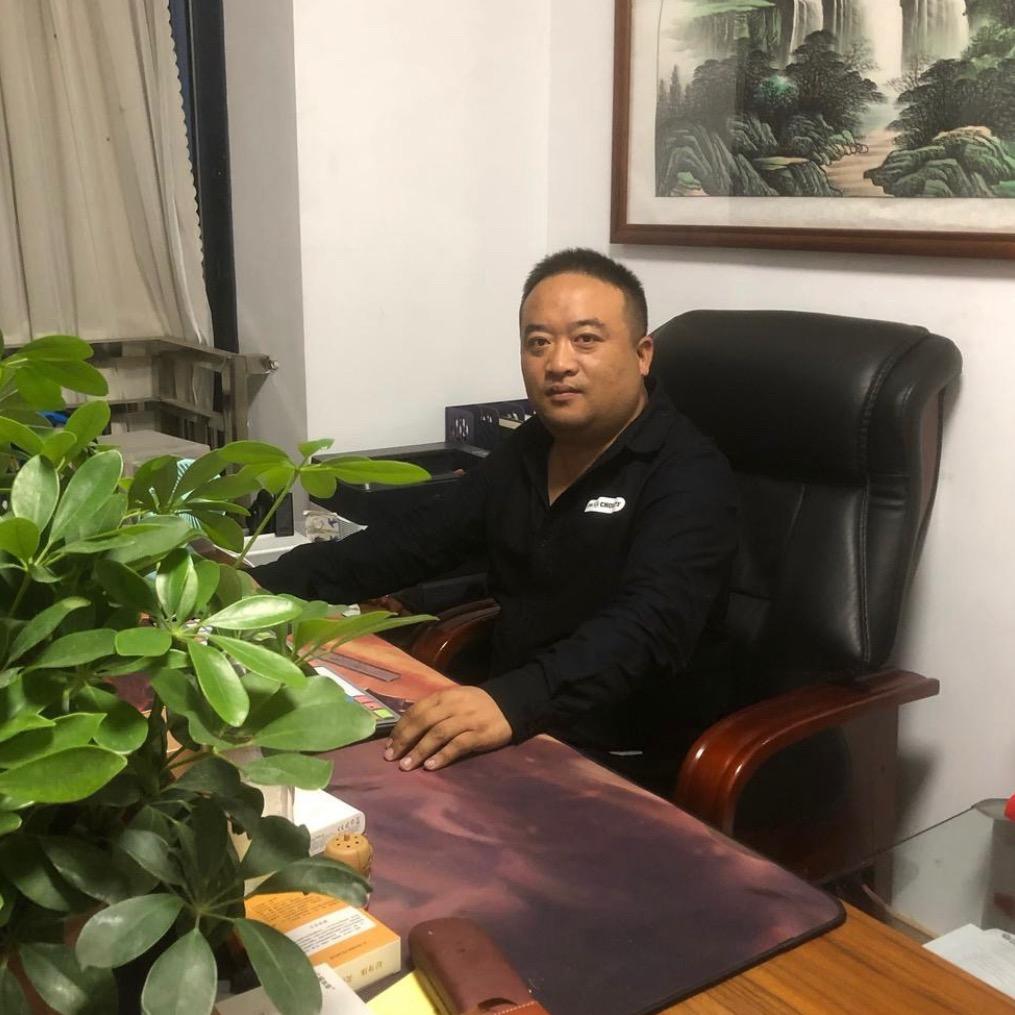 品人生戏红尘