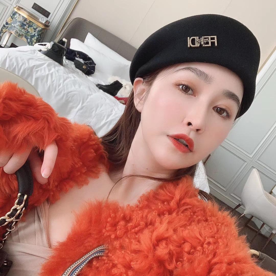丰盛轻奢服饰