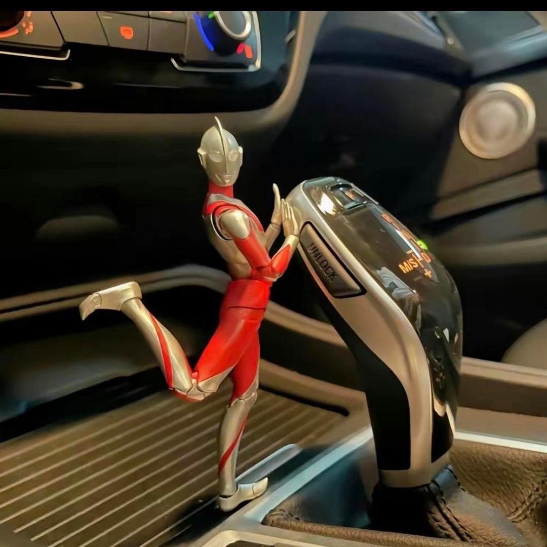 爱奥特曼的小怪兽