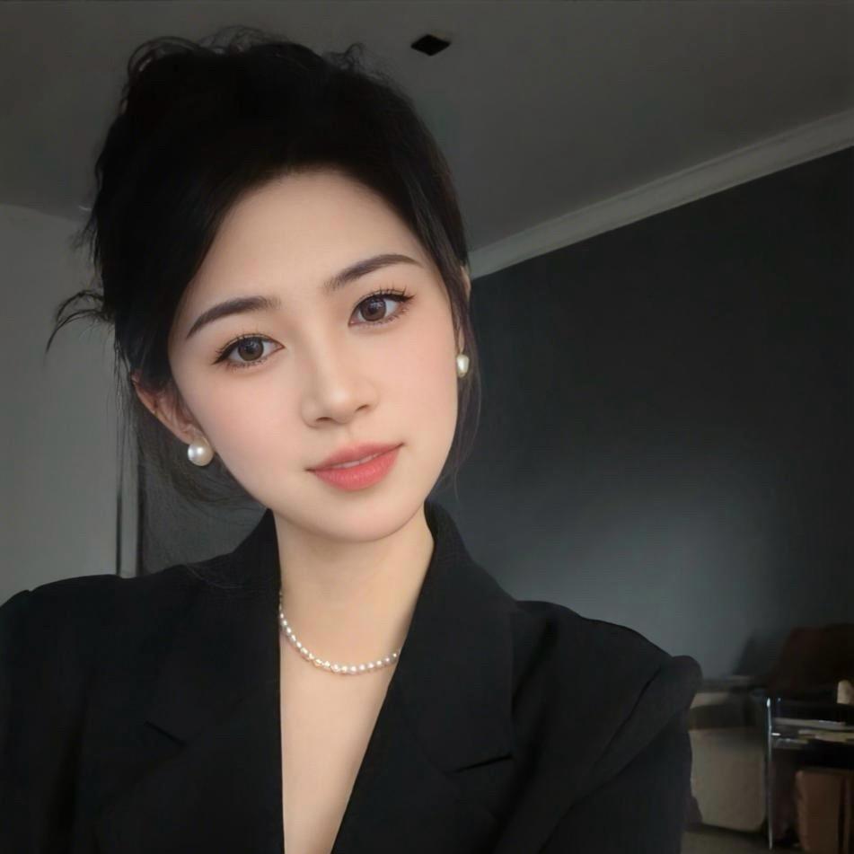 一个在鹿邑的化妆师～七颜