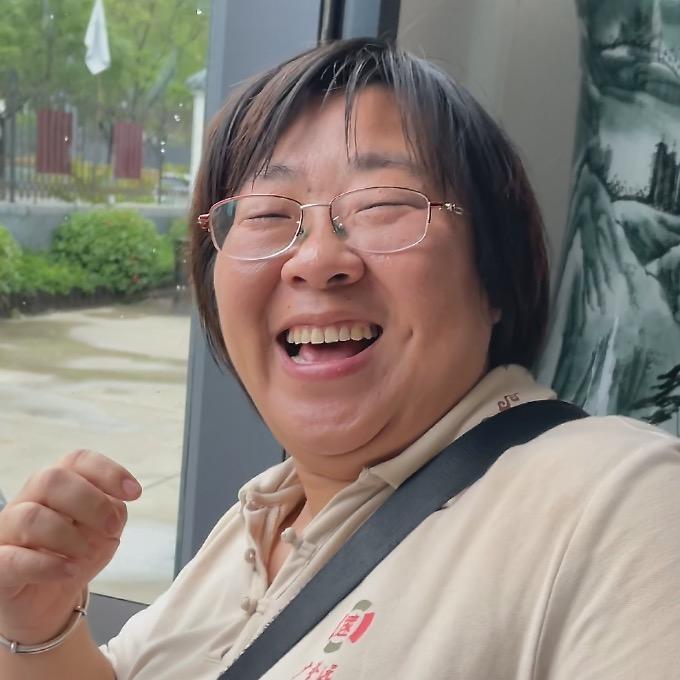 威海郝劭文