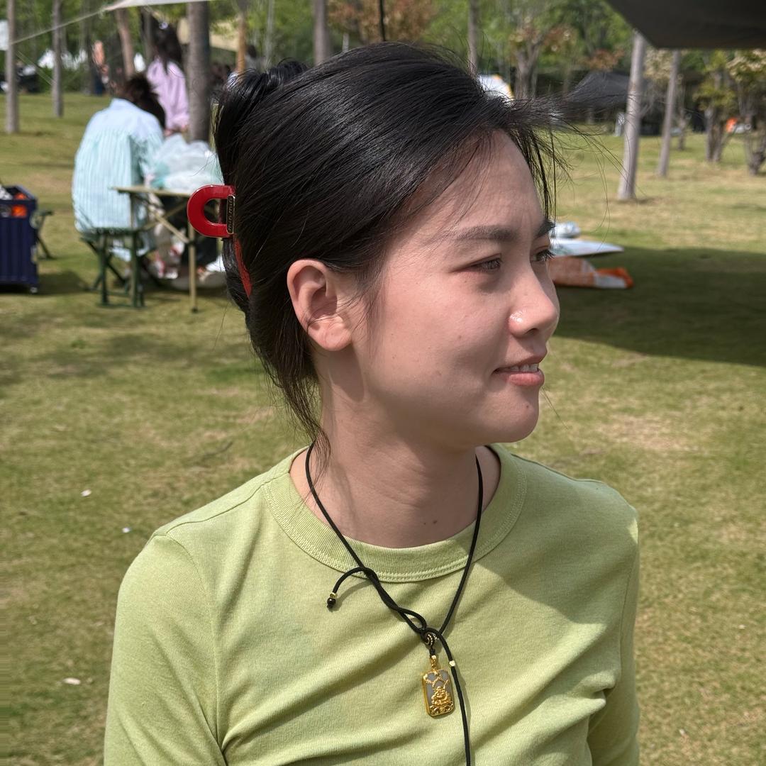 武陟县小粉象母婴全球甄选。三年七班童装店
