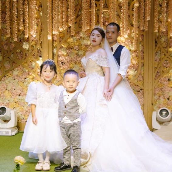 宸&诺