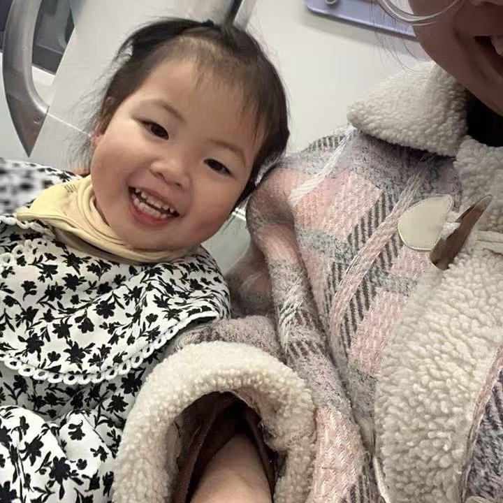 小小希
